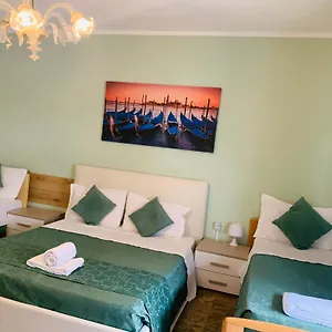 Bed & Breakfast Venice Night, Mestre